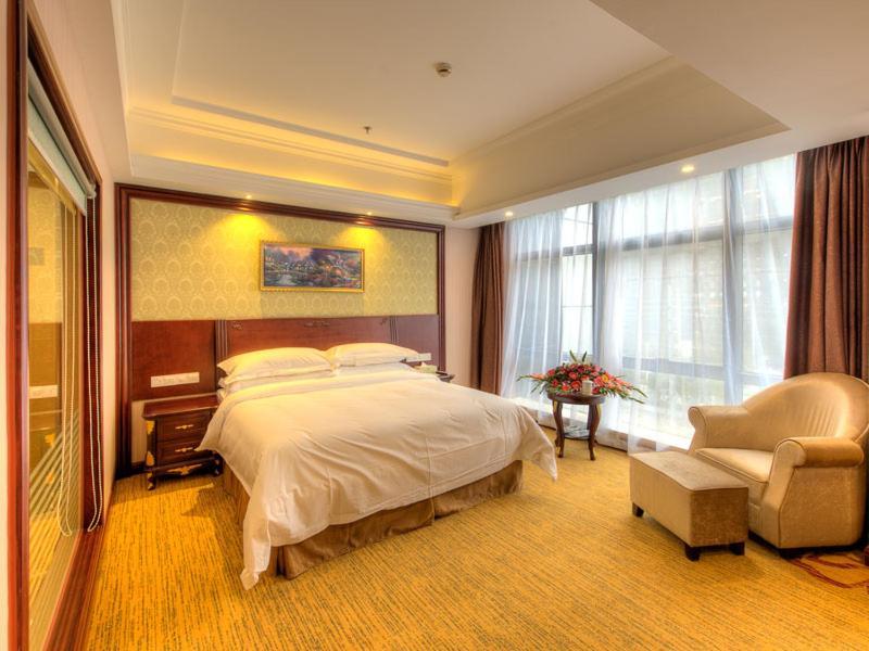 Vienna Hotel Shanghai Happy Valley Songjiang Extérieur photo