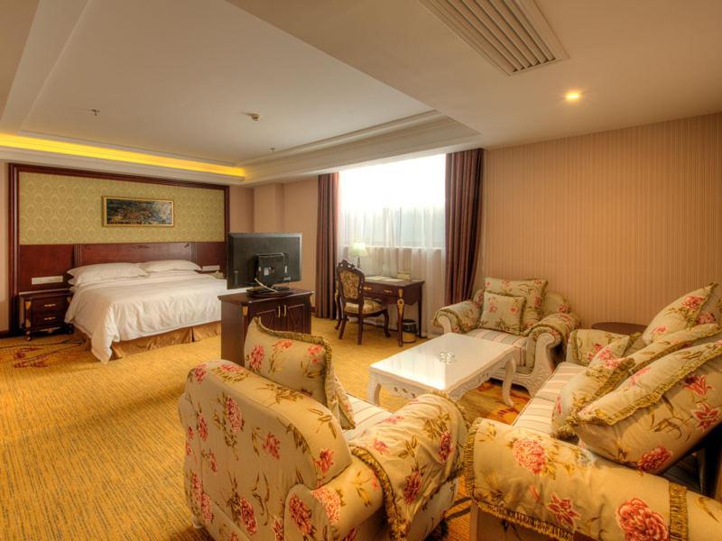 Vienna Hotel Shanghai Happy Valley Songjiang Extérieur photo